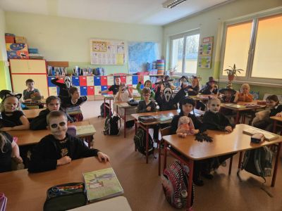 55d9fc4d-1850-4df7-b053-e88fcc2e5222