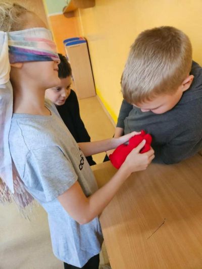 1dc0acb9-9ce7-458d-9f42-85aa154e7e6c